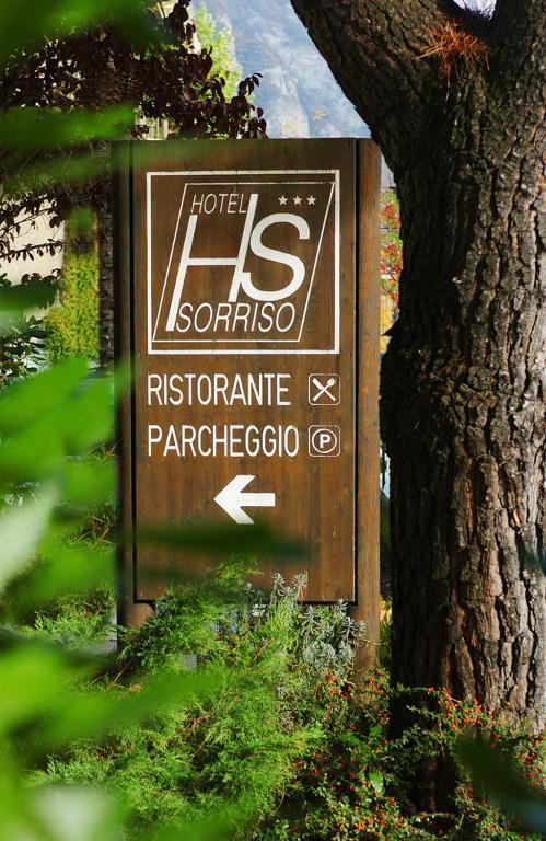Albergo Sorriso Darfo Boario Terme Bagian luar foto